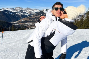 Lewy m