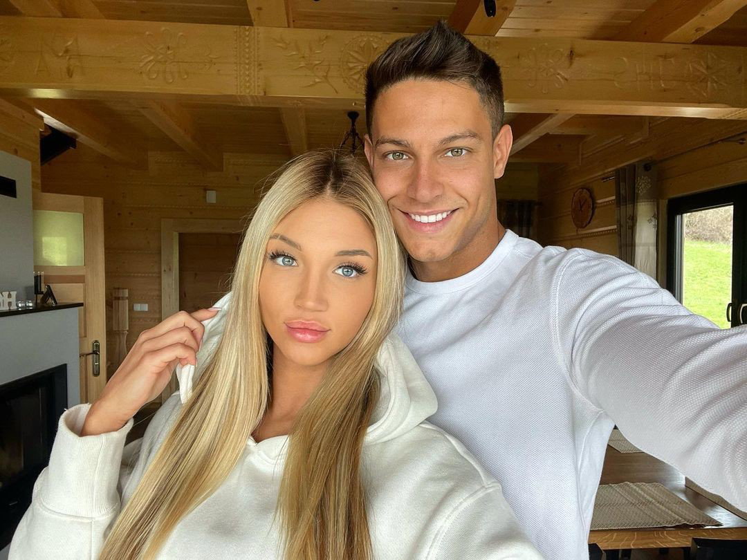 Caroline i Mateusz z "Love Island" zamieszkali w Warszawie