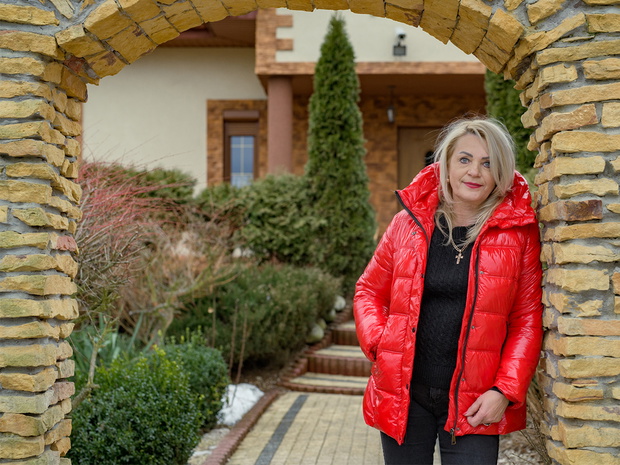 Elżbieta z Rolnik szuka żony o sprzedaży domu