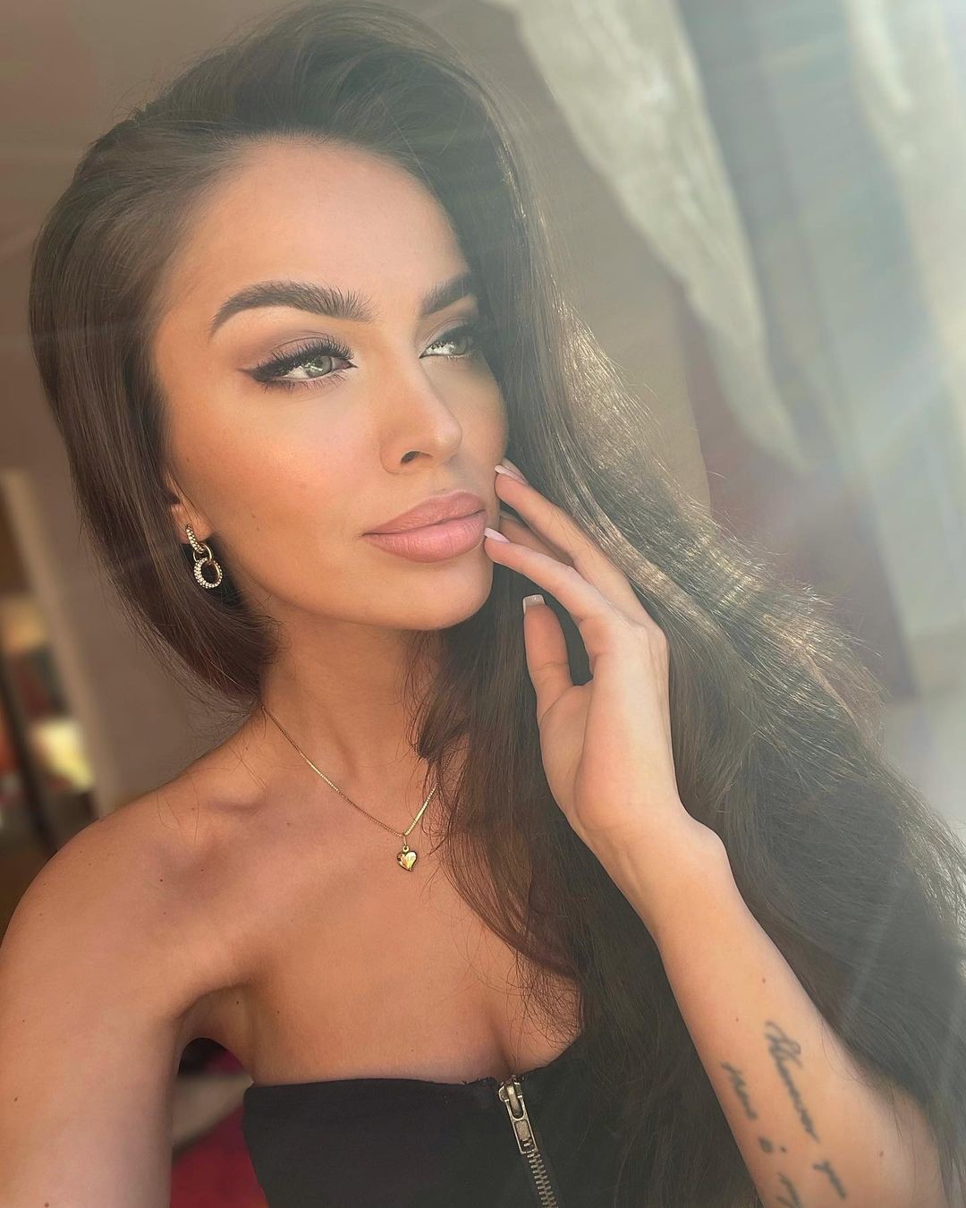 Darek żałuje, że nie poznał Vanessy w Hotelu Paradise