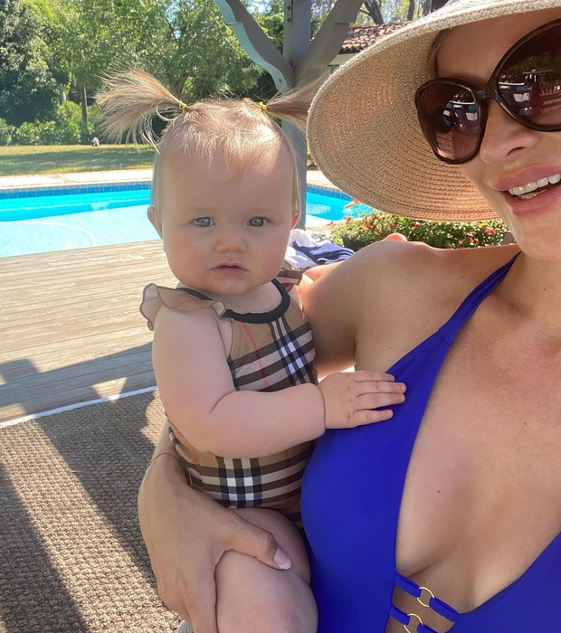 Tak mieszka Joanna Krupa. Klimatyczne patio, ogromy basen... Hollywoodzki szyk gwiazdy "Top Model" robi wrażenie