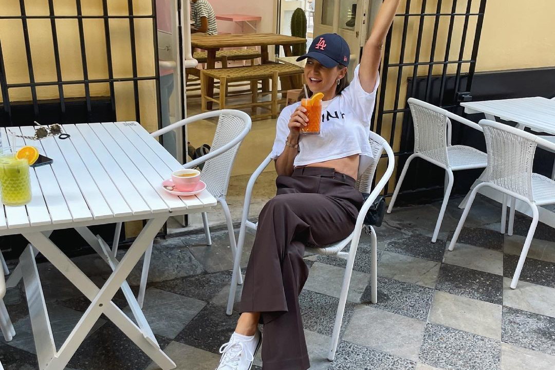 Anna Lewandowska w letniej stylizacji