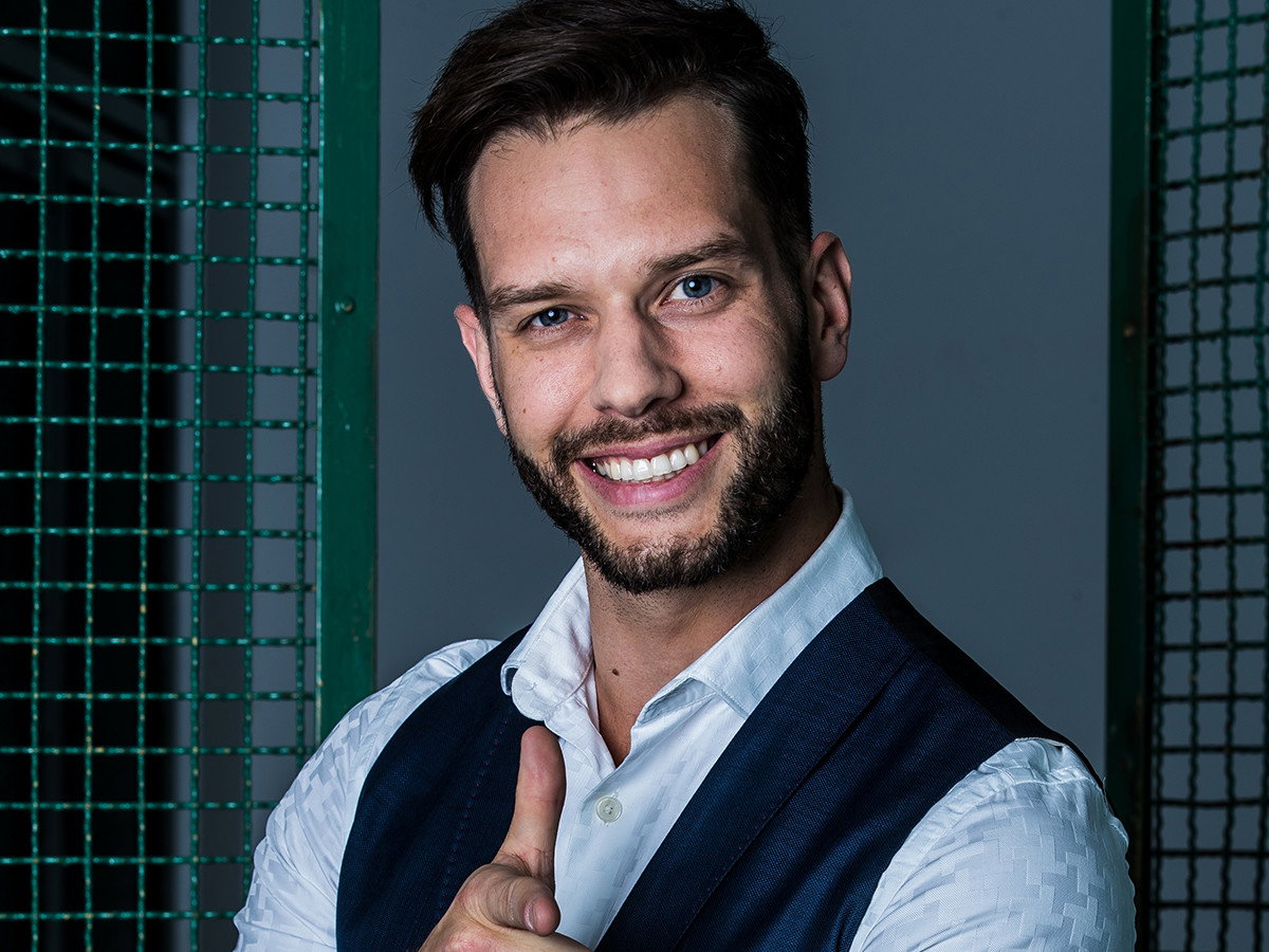 Jak dziś wygląda Konrad Pondo czyli Tomasz Dudziak ze "Szkoły" TVN