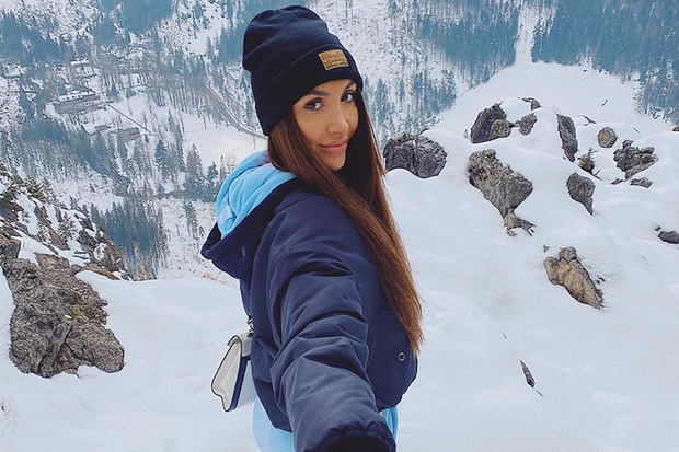 Nathalia z "Hotelu Paradise" na romantycznym zdjęciu z tajemniczym mężczyzną