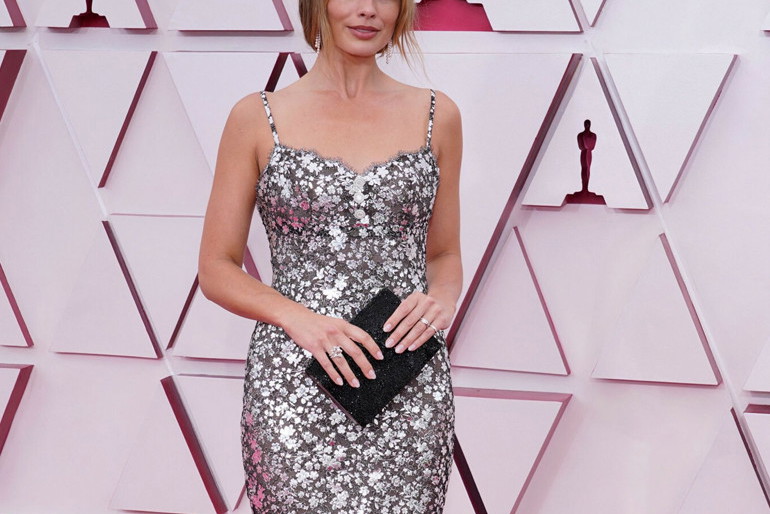 margot robbie oscary 2021