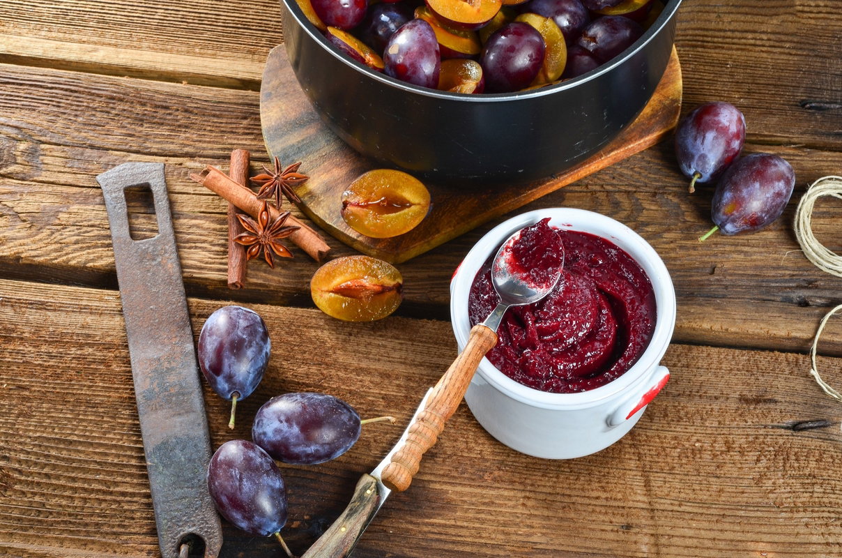 Wegański chutney śliwkowy
