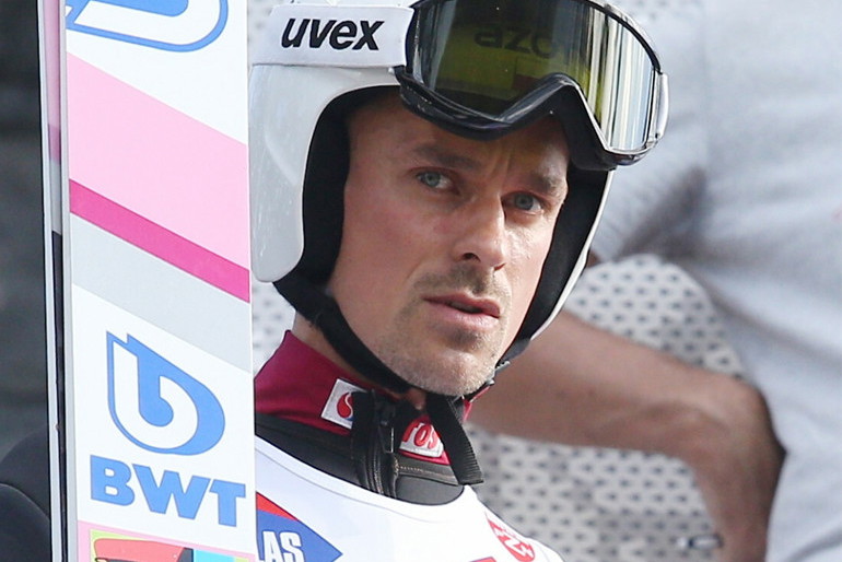 Piotr Żyła w kasku