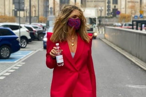 Małgorzata Rozenek w za dużym garniturze