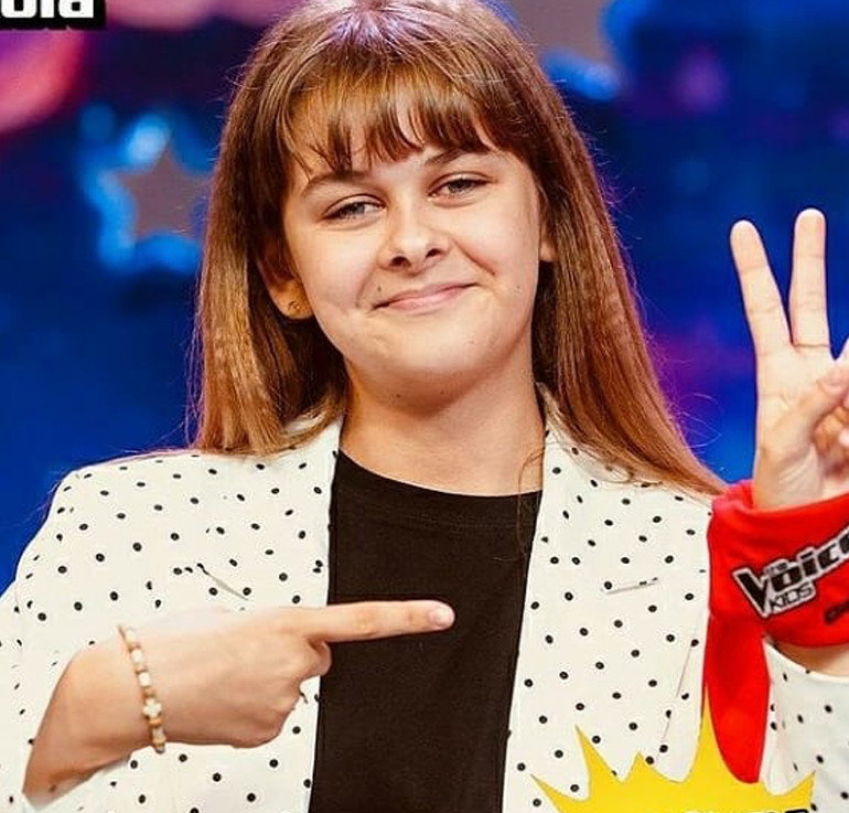 Nikola Wądołowska z "The Voice Kids 4"