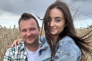 Anna i Grzegorz Bardowscy na polu