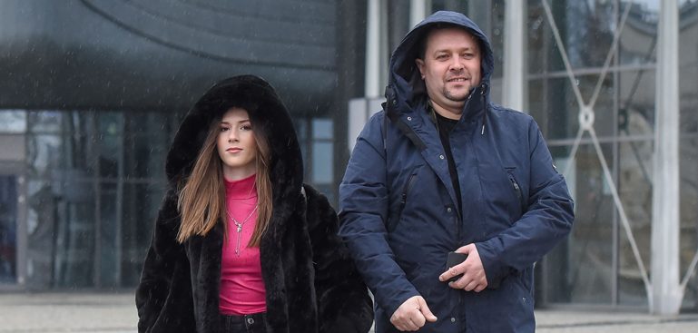 Roksana Węgiel z tatą