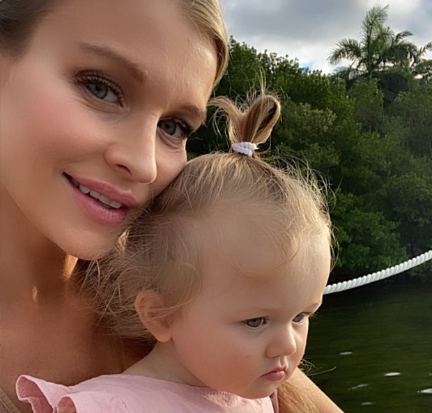 Joanna Krupa z córką