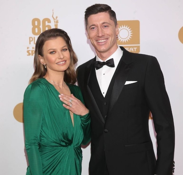 Anna Lewandowska w sukni Dolce&Gabbana 2