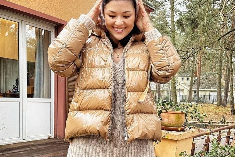 Katarzyna Cichopek w modnych śniegowcach