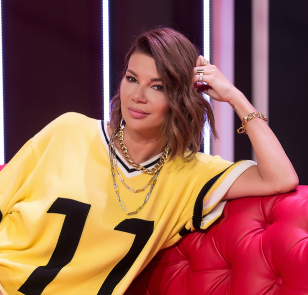 edyta-gorniak-w-the-voice-of-poland-549110-1X700-fbd350f