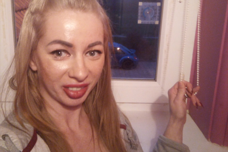 Jessica z Rolnik szuka żony w blond włosach