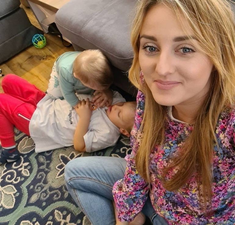 Ania Bardowska z dziećmi