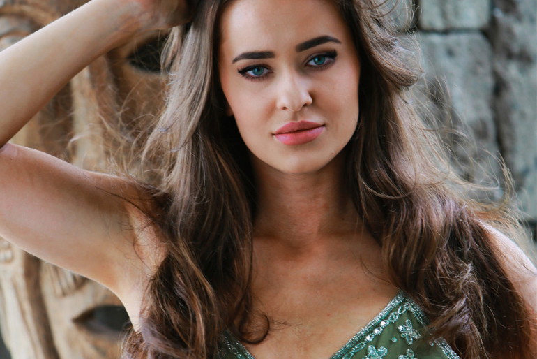 Karolina Mrozicka w "Hotelu Paradise 2"