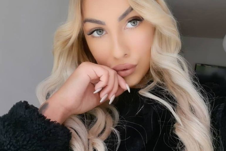 Ada z "Love Island"