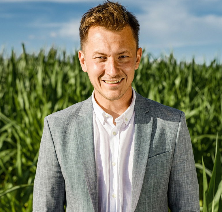 Rolnik szuka żony, Maciej
