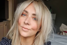 Modne fryzury jesień-zima 2020. Modern shag będziecie widzieć w tym sezonie wszędzie!
