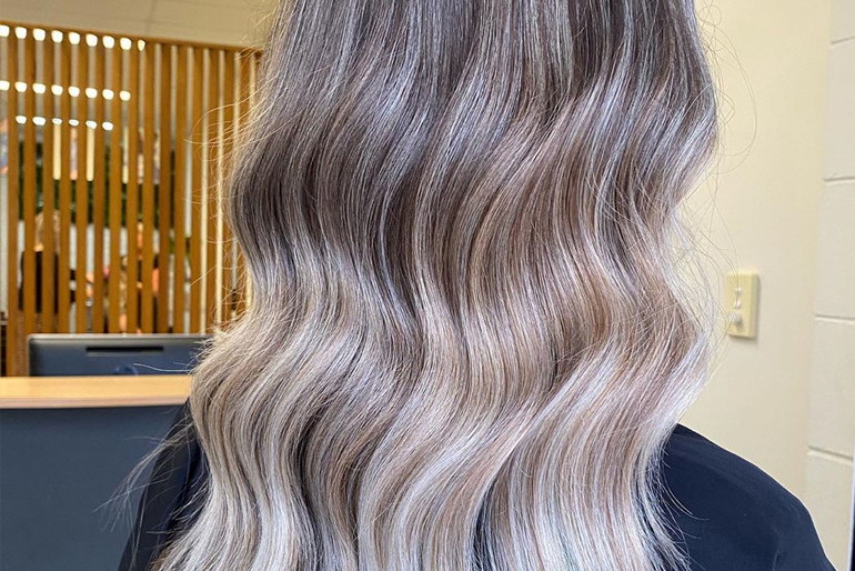 Smoky Hair - modne fryzury jesień-zima 2020/2021