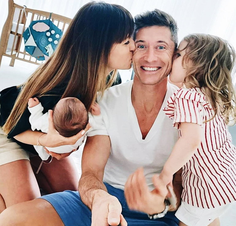 Anna Lewandowska, Robert Lewandowski, Klara Lewandowska, Laura Lewandowska