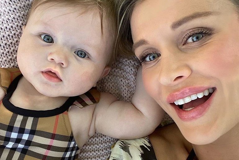 Joanna Krupa z córką