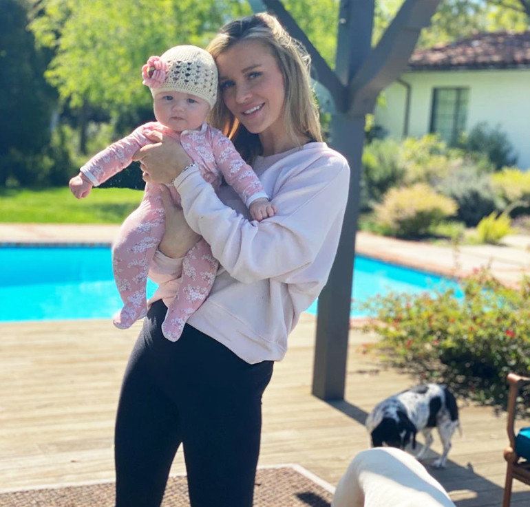 Joanna Krupa z córką