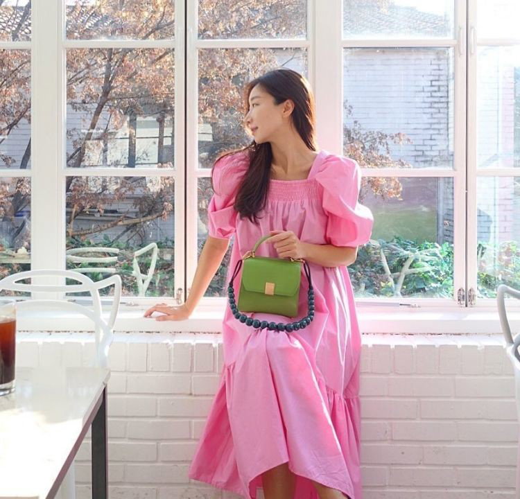 Różowa sukienka z  bufkami z H&M- hit instagrama