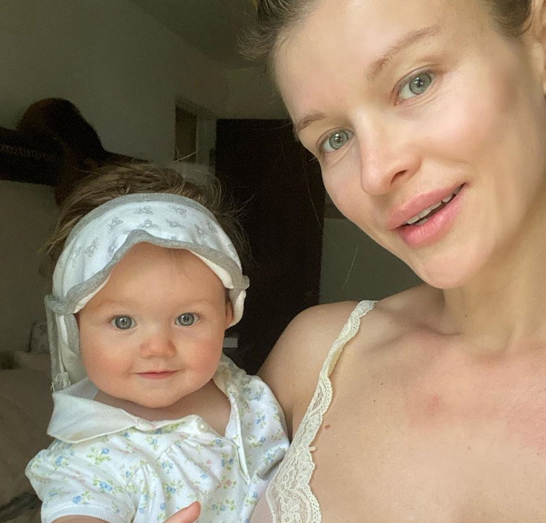Joanna Krupa z córką Ashą