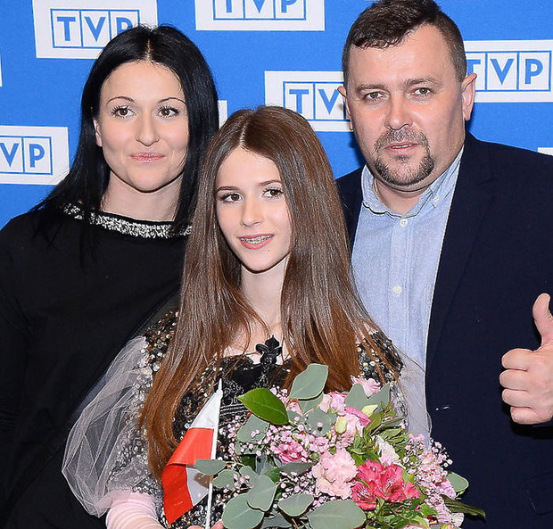 roksana-wegiel-z-rodzicami-533790-1X700-3e90495