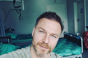 Aktor "M jak miłość" przeszedł test na koronawirusa! Zdradził krok po kroku, jak wygląda badanie