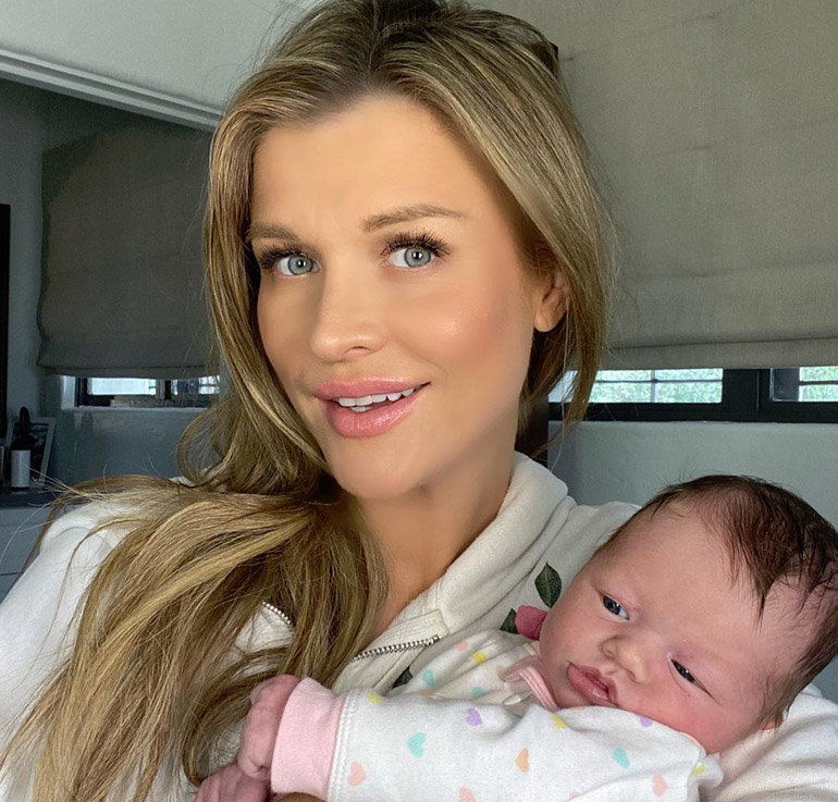 Joanna Krupa z córką