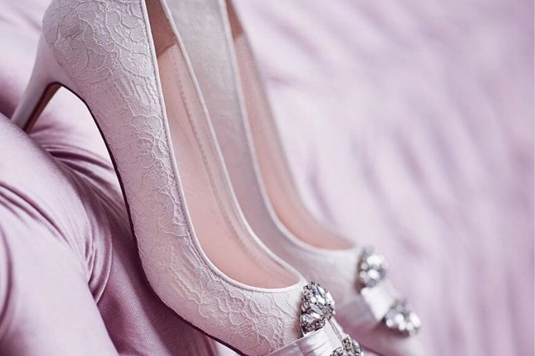 Najmodniejsze buty ślubne wiosna lato 2020