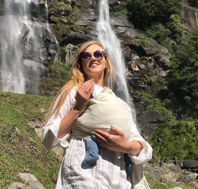 Agnieszka Kaczorowska z córką