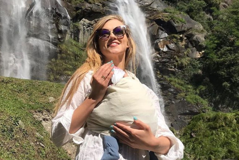 Agnieszka Kaczorowska z córką