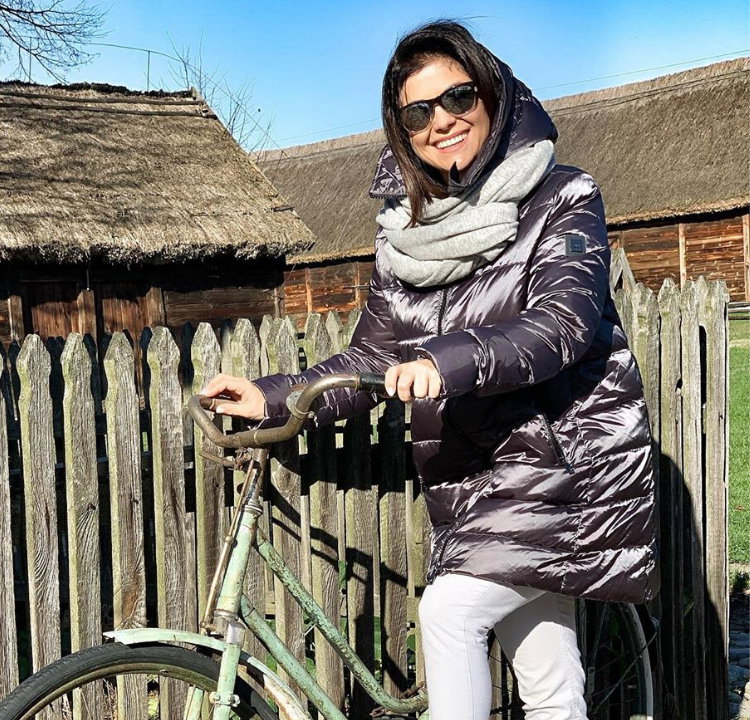 Kasia Cichopek w kurtce