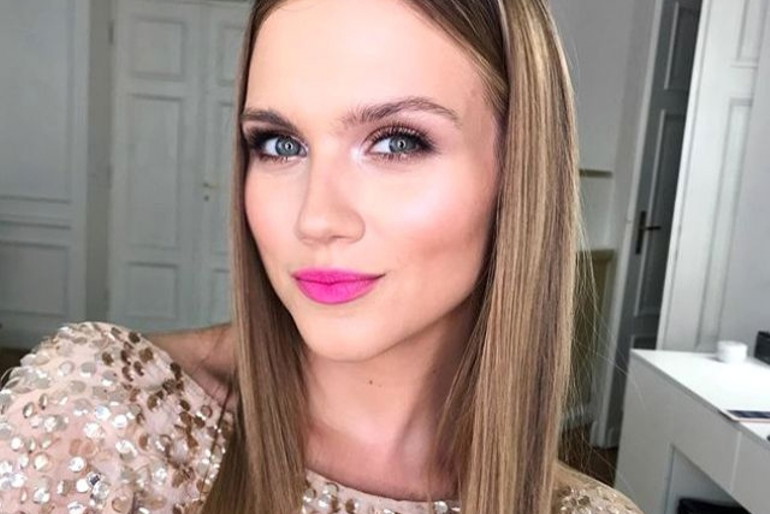 Agnieszka Kaczorowska w cekinowej bluzce