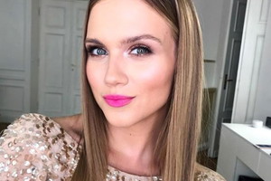 Agnieszka Kaczorowska w cekinowej bluzce