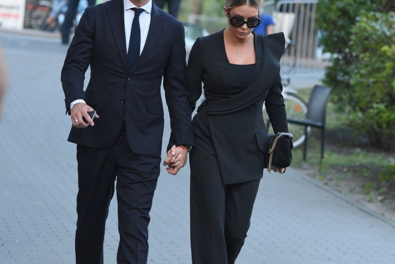 Małgorzata Rozenek i Radek Majdan na pogrzebie Piotra Woźniaka-Staraka