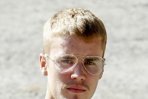 Justin Bieber smutny i poważny