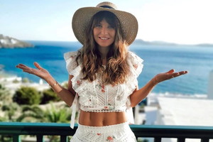Lewandowska w letnim kapeluszu