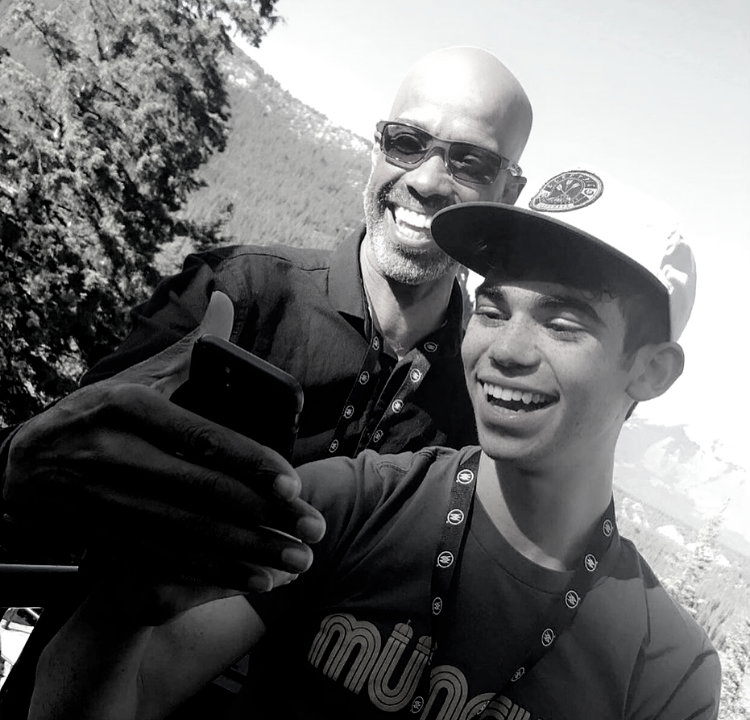 cameron Boyce z tatą