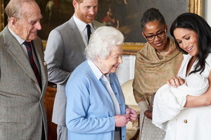 królowa Elżbieta II, Meghan Markle, archie