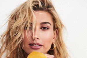 Hailey Bieber