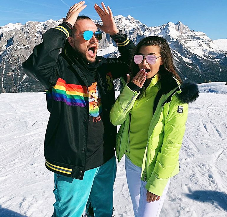 Julia Wieniawa z Baronem w górach