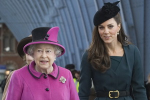 Księżna Kate i Elżbieta II