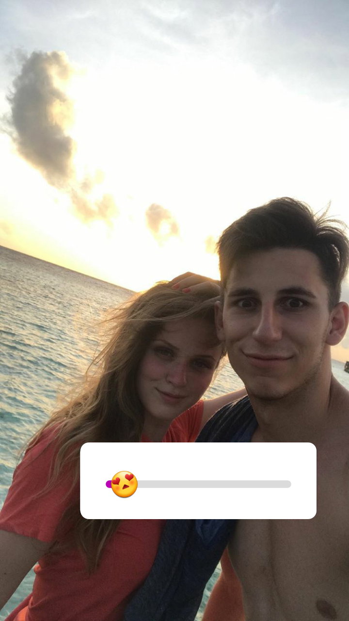 Kamil Grabara i Pola Lis