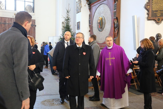 Uroczysto?ci pogrzebowe Paw?a Adamowicza - sobota